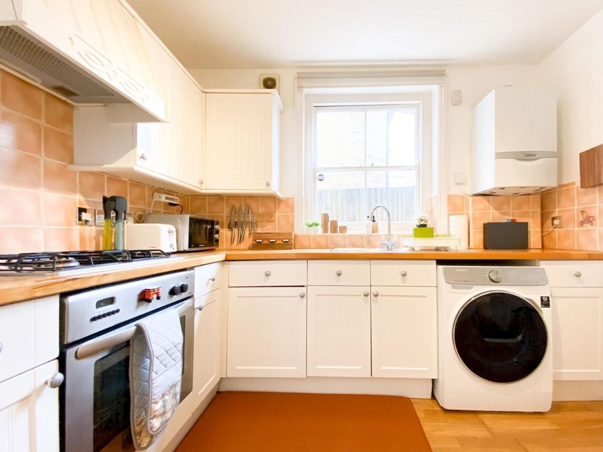 Pass The Keys Garden Apartment In Stockwell 伦敦 外观 照片