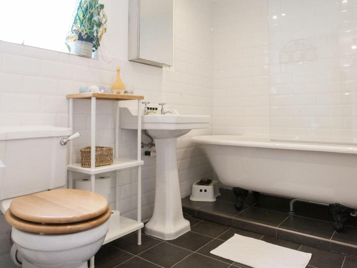 Pass The Keys Garden Apartment In Stockwell 伦敦 外观 照片