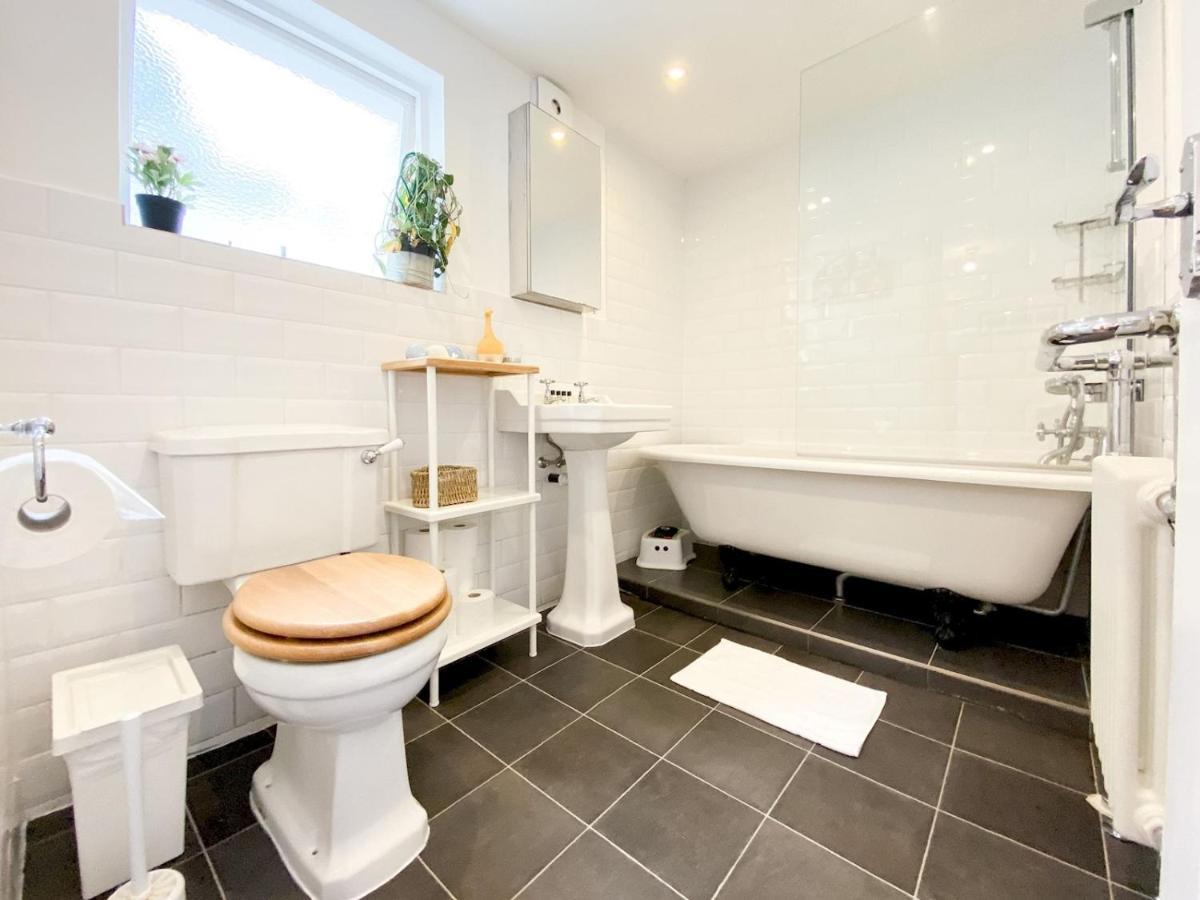 Pass The Keys Garden Apartment In Stockwell 伦敦 外观 照片