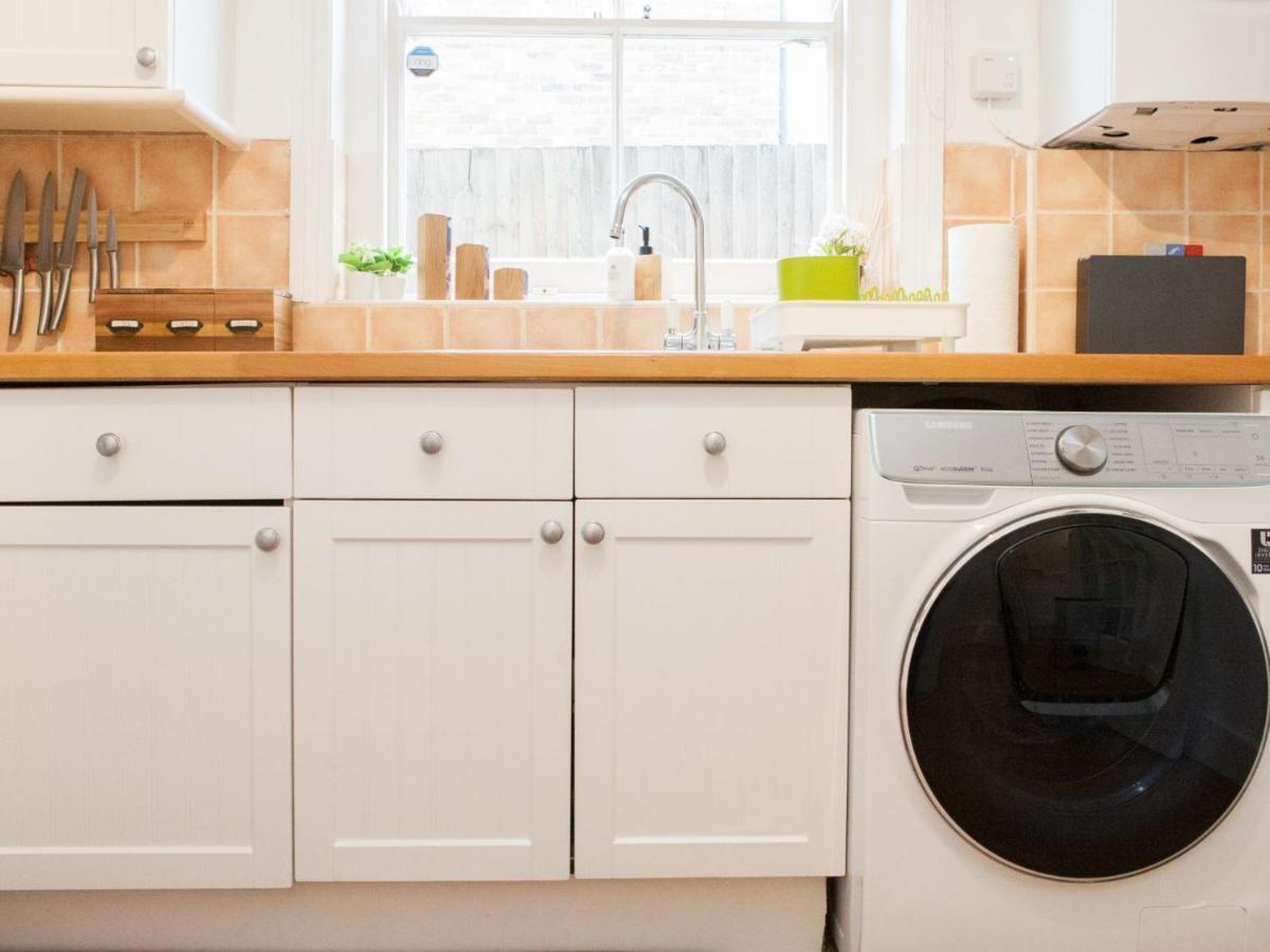 Pass The Keys Garden Apartment In Stockwell 伦敦 外观 照片