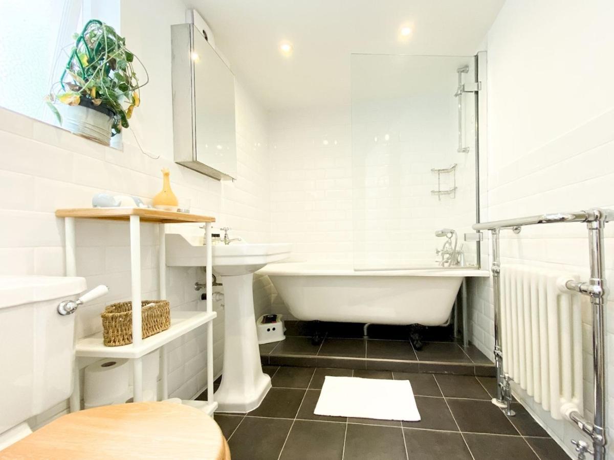 Pass The Keys Garden Apartment In Stockwell 伦敦 外观 照片